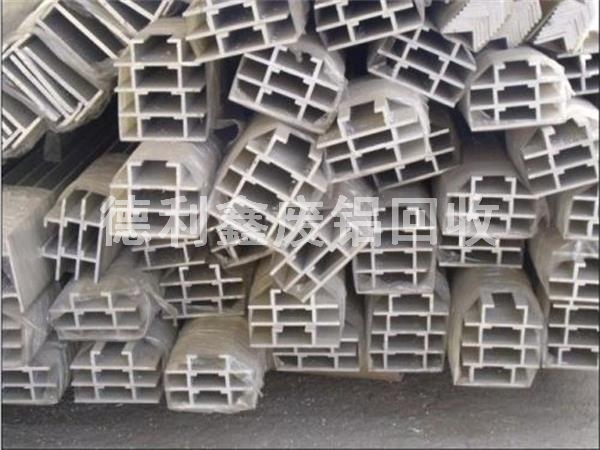 �����U�X���գ����ՏU�X��������̎������